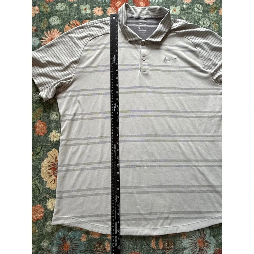 Nike Golf Tiger Woods Mens XL Grey Striped Short Sleeve Polo Shirt Snag‎
